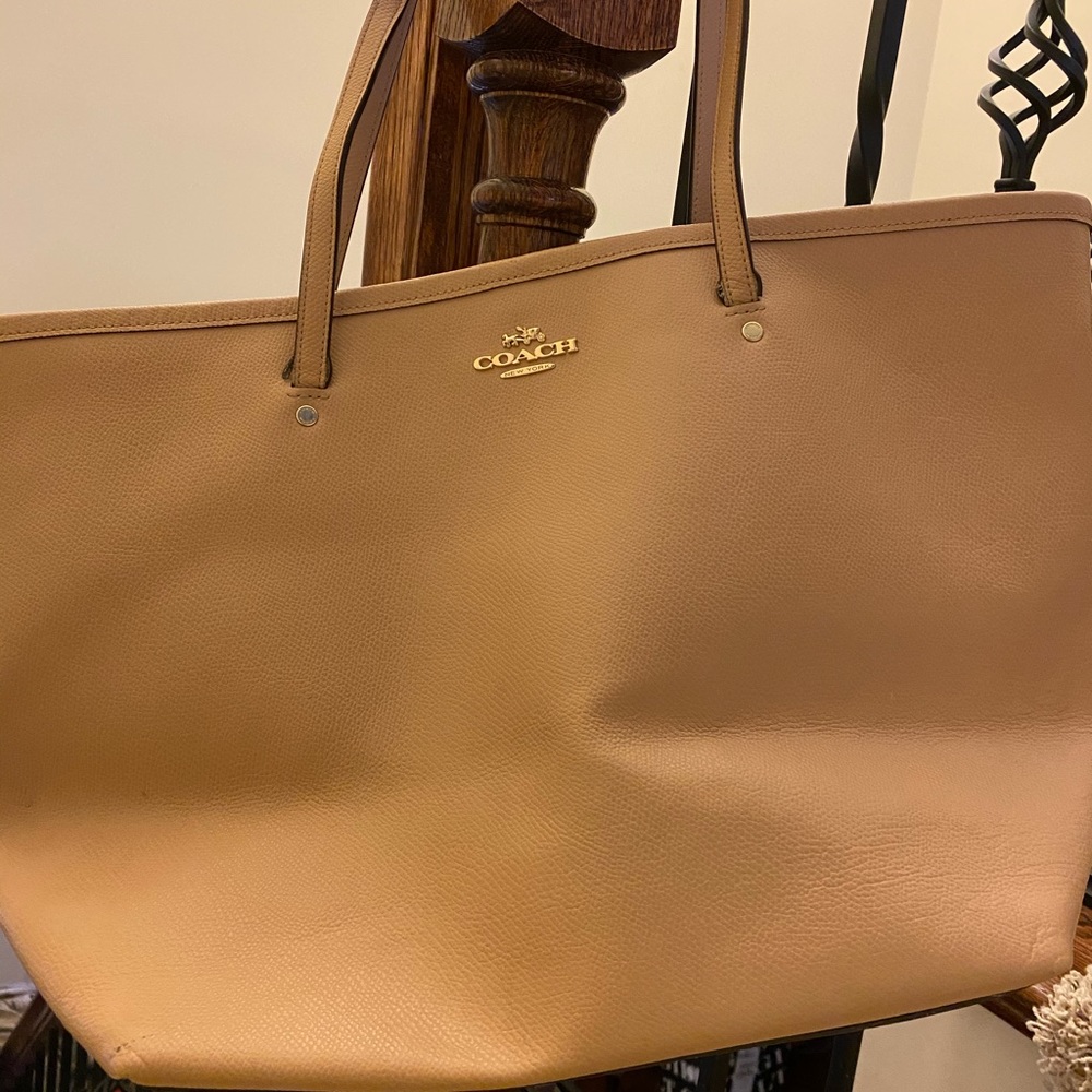 Coach Tote handbag 👜